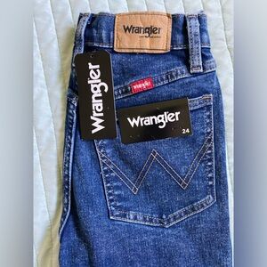 Wrangler Brand New high rise jeans